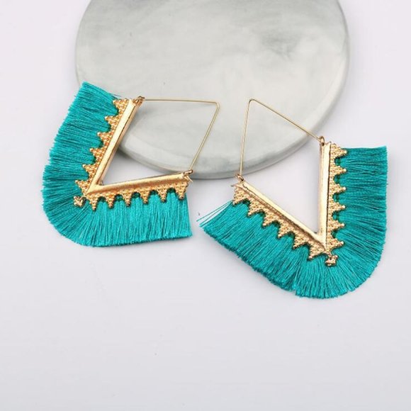 2/$25❣️Triangular Fringe Earrings - Picture 2 of 4